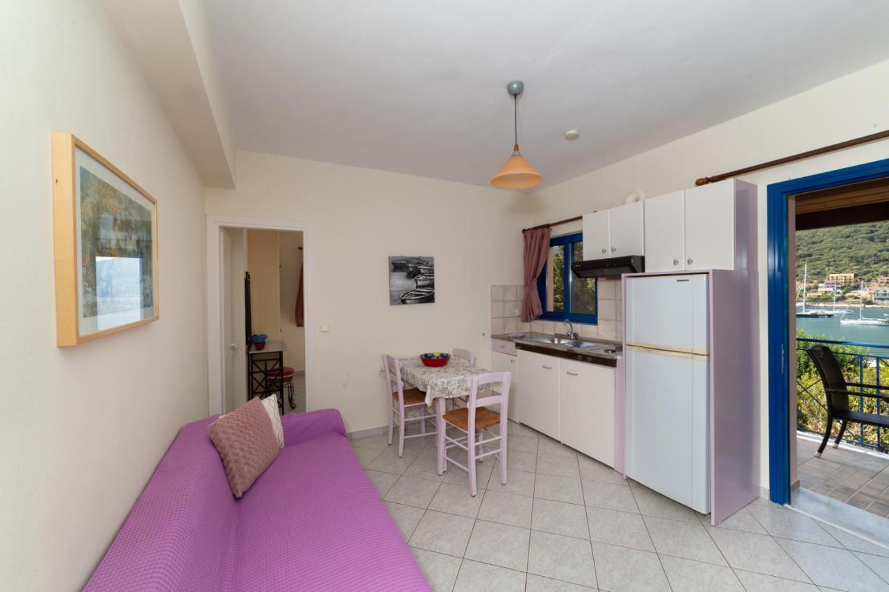 איה אפימיה Natassa Apartments מראה חיצוני תמונה