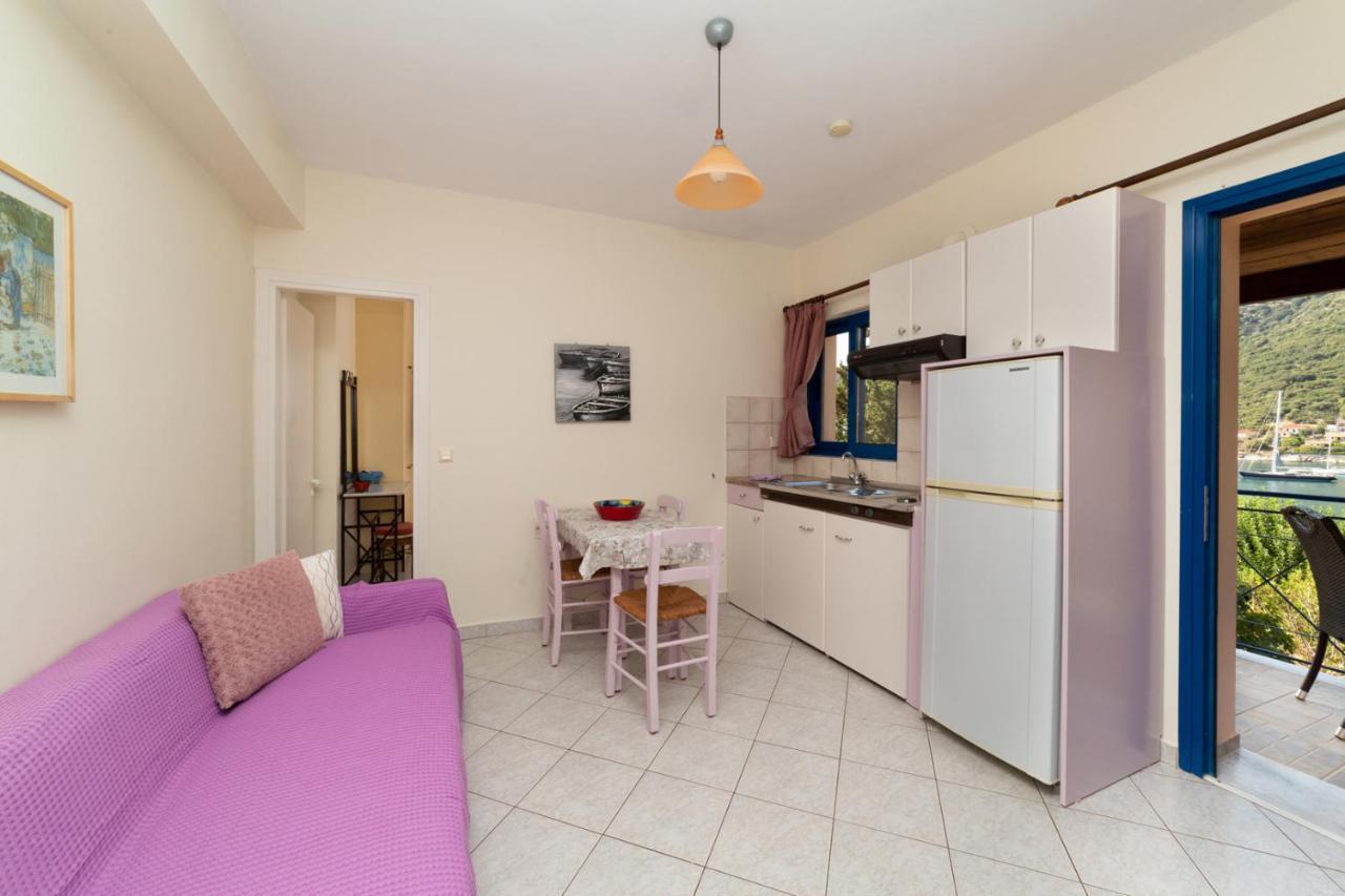 איה אפימיה Natassa Apartments מראה חיצוני תמונה