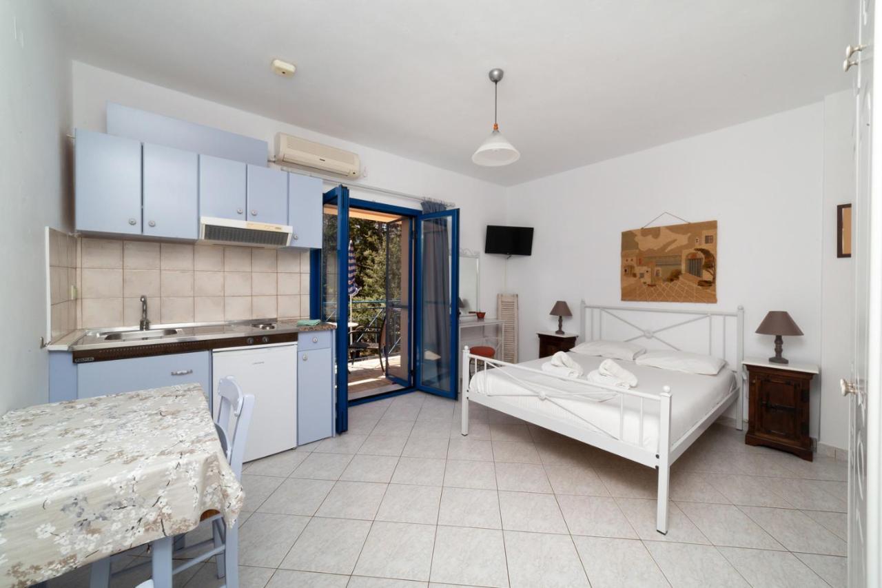 איה אפימיה Natassa Apartments מראה חיצוני תמונה