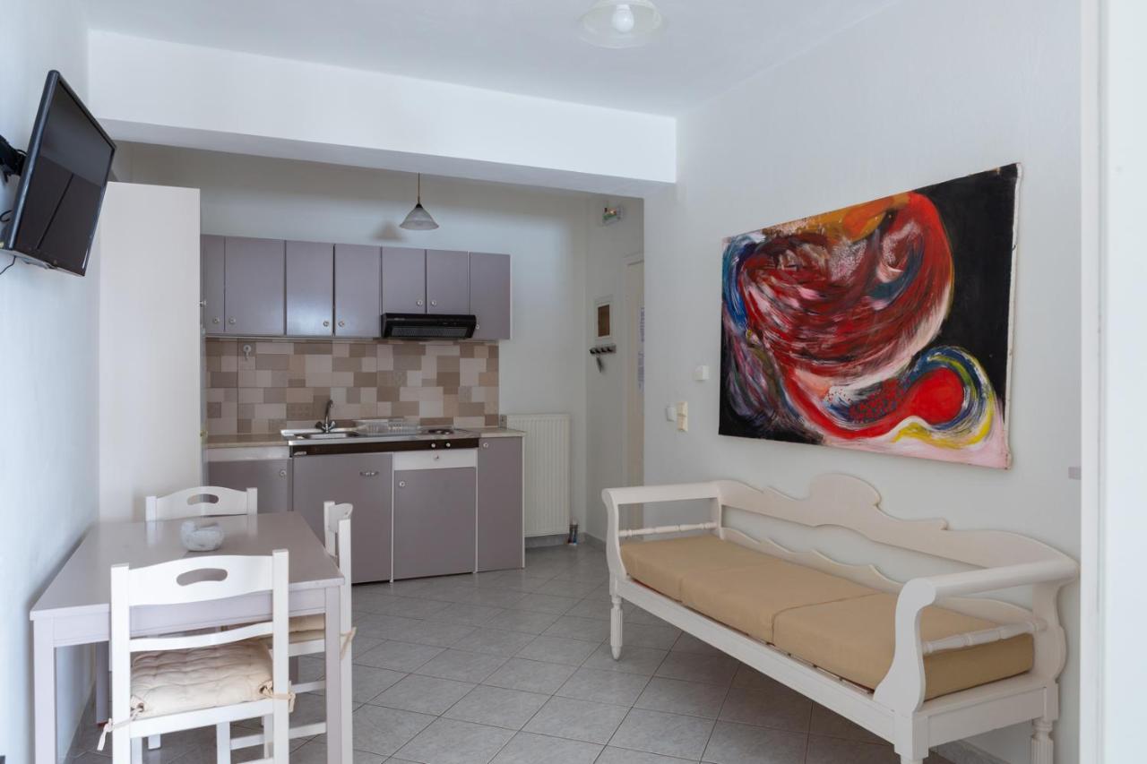 איה אפימיה Natassa Apartments מראה חיצוני תמונה